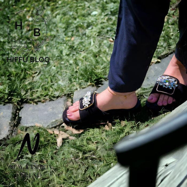 FANCY BUCKLE SLIPPER