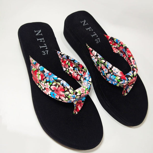 MULTI COLOR SLIPPER